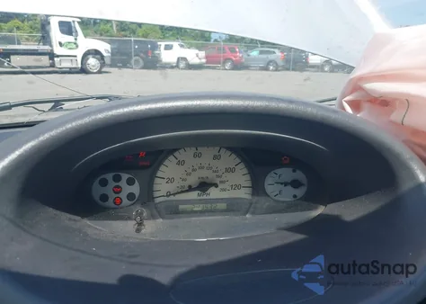 2003 Toyota Echo из США, поврежденный, VIN JTDBT123330273936